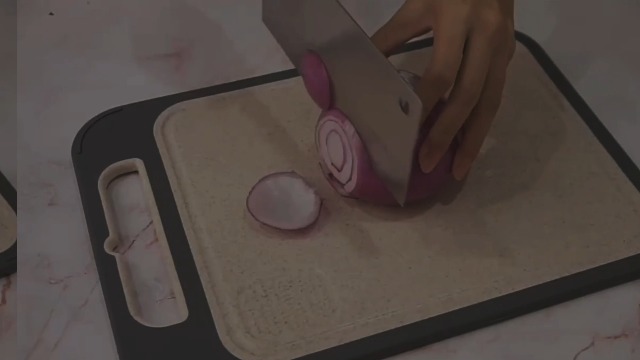 Tabla de cortar metálica de acero inoxidable de doble cara (34.93x24.89 cm), apta para lavavajillas, duradera e higiénica miniatura 7