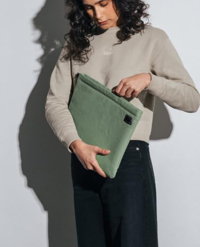 Image of DailyObjects Solid Skipper Sleeve | Stylish Durable Poly Cotton Canvas Material for Laptops & iPads | Zip Closure & Soft Cotton Inner Lining with Printed Slip Pockets