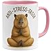 OM3&reg; Capybara Anti-Stress Kaffee-Tasse mit Spruch - Lustige Keramiktasse mit meditierendem Wasserschwein - Keramik Becher - 325ml - Beidseitig Bedruckt - Rosa