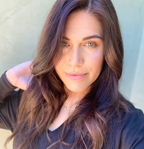 Debra J. Fisher - Showrunner of Netflix&rsquo;s &ldquo;Ginny & Georgia&rdquo; - Writer, Exec. Producer &ldquo;Criminal Minds&rdquo; , &ldquo;Alias&rdquo; Podcast Por  arte de portada