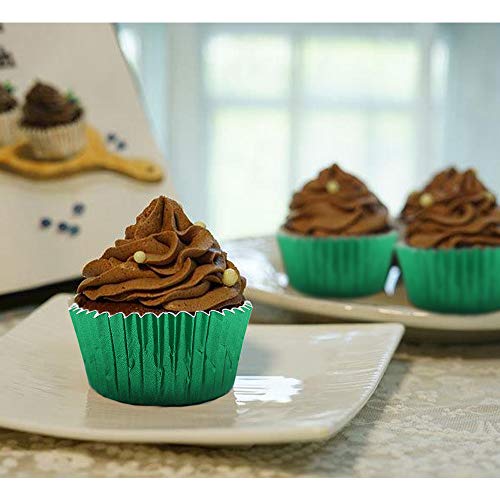 Image of Green Foil Cupcake Liners,GOLF 100 Pack Metallic Baking Cups Standard Size