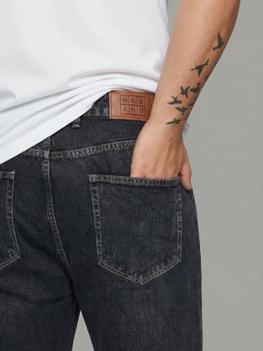 Image of Urbano Plus Men's Relaxed Fit Washed Denim Jeans Non-Stretchable