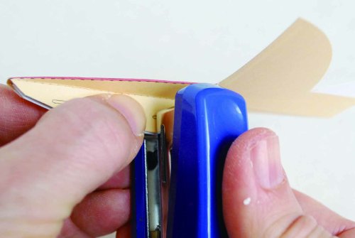 One Minute Paper Airplanes: 12 Pop-Out Planes / Easily Assembled in Under a Minute