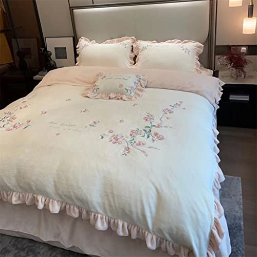 Fini le lit froid en hiver grâce à la parure en velours de corail brodée de fleurs