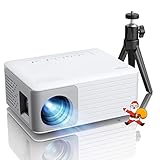 💖【2022 Actualizado Proyector】 El nuevo mini proyector O1 actualizado tiene la resolución original de 1280*720P y soporta la entrada de señal de 1080p. 6500 lúmenes de brillo y 4000:1 de relación de contraste para restaurar una imagen de película más clara y realista para usted. El trípode de cortesía puede adaptarse a más posiciones para garantizar el ángulo perfecto. Perfecto para ver películas o jugar con amigos y familiares.