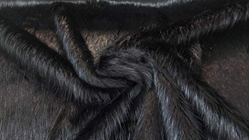 Tissu en imitation fourrure à poils longs noir pour plaid de salon