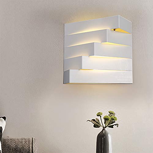 Applique murale moderne géométrique blanche E27 pour un éclairage design de loft