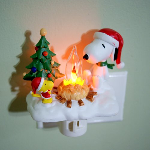 Snoopy-By-Camp-Fire-45-Inch-Polyresin-Swivel-Plug-Flickering-Night-Light