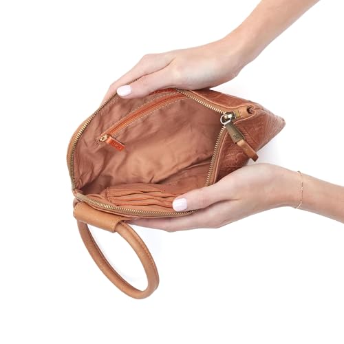 Image of HOBO Women's Sable Wristlet Bag