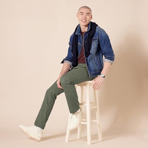 Image of Amazon Essentials Men's Slim-Fit Wrinkle-Resistant Flat-Front Chino Pant