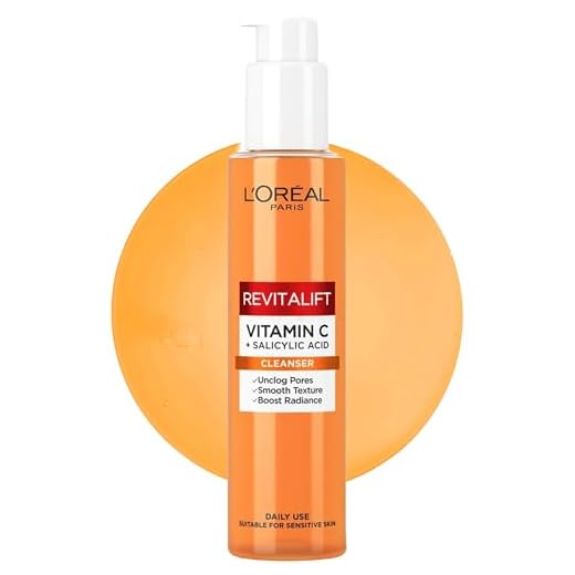 L'Oréal Paris Revitalift Clinical Limpiador Facial en Espuma con Vitamina C + Ácido Salicílico. Reduce Poros y piel más Luminosa. Primer paso para Reducir Signos de la Edad. 150ml