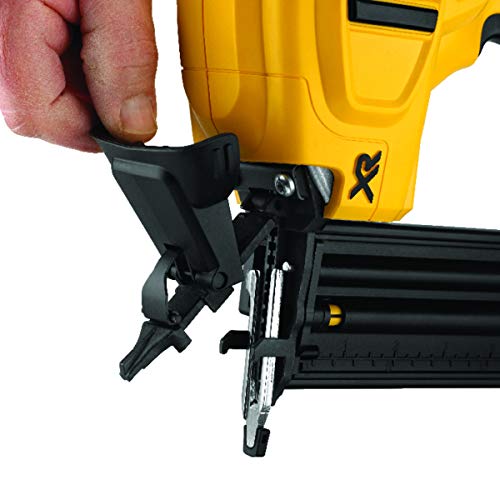DEWALT DCN680B 20V Max XR 18 Gauge Brad Nailer