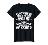 Klassisch geschnitten, doppelt genähter Saum.