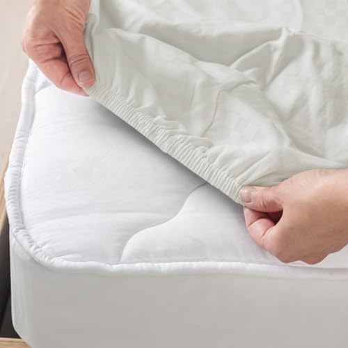 Image of Story@Home Luxe King Size Fitted Bedsheet with 2 Pillow Covers | 500 TC Egyptian Cotton Compact Yarn | 182 x 198 cm | Fits Up to 12 Inch Mattress | Checkered Jacquard | Ivory | Gift Packaging