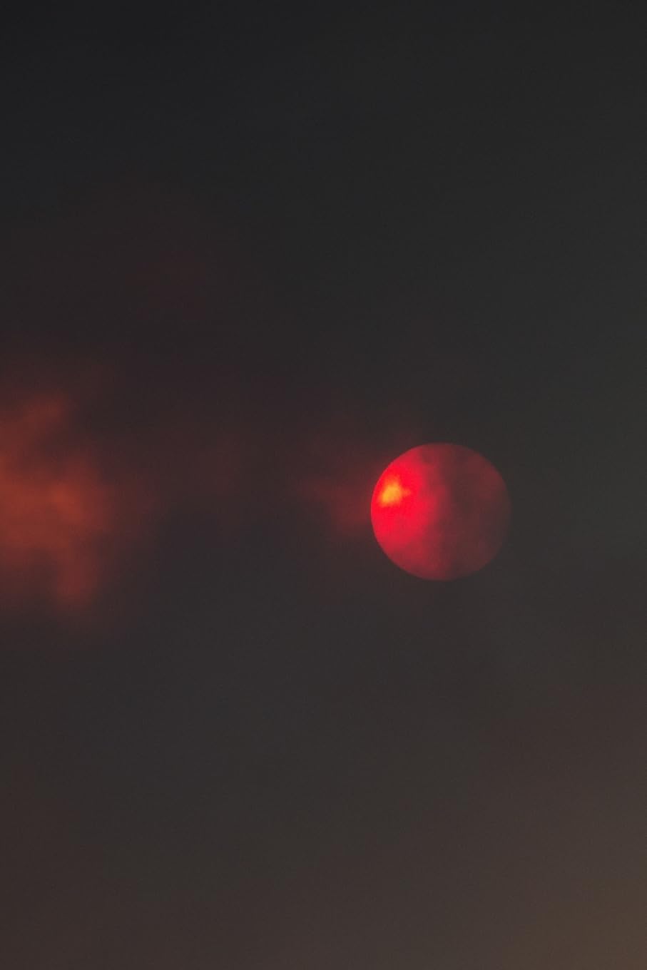 Here Comes the Sun: Photos of the Sun in New Mexico Fires