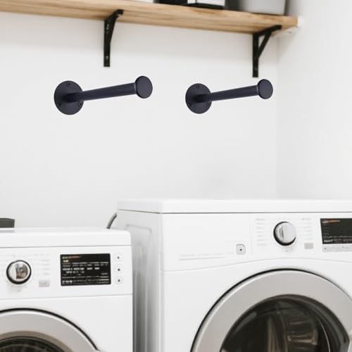 Cintre rétractable de buanderie pour organiser le séchage dans un petit studio