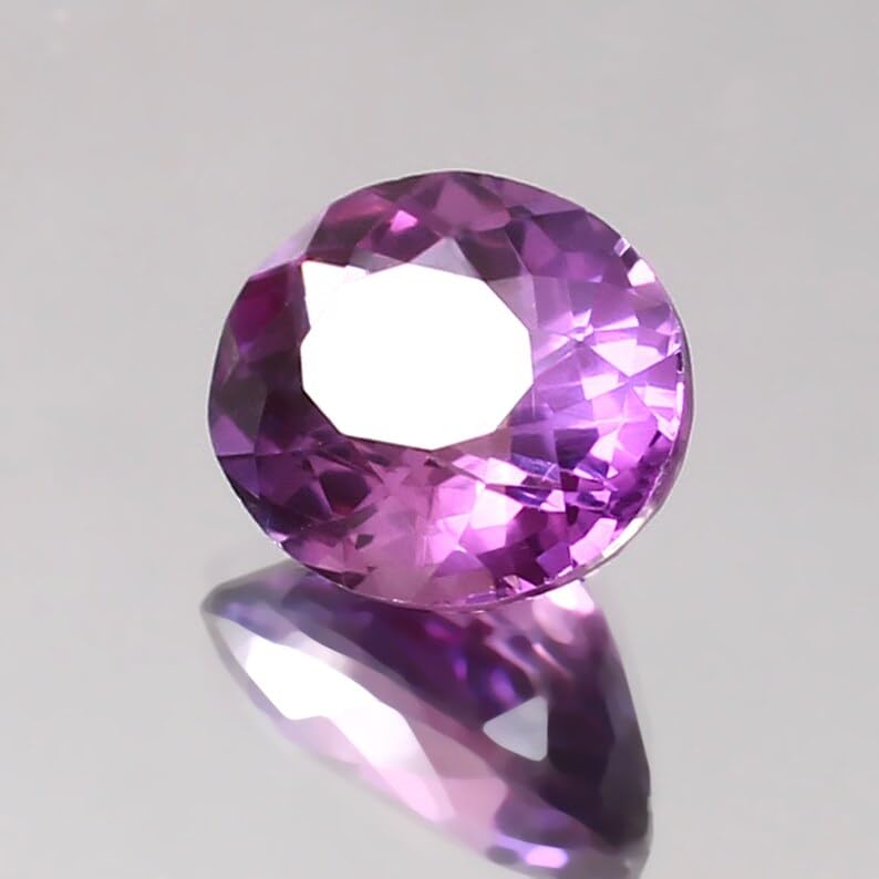 Saphir de Ceylan naturel violet rose, un cadeau précieux pour collier
