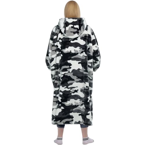 Image of Waitu Wearable Blanket Sweatshirt Gifts for Women and Men, Warm and Cozy Giant Blanket Hoodie, Thick Flannel Blanket with Sleeves and Giant Pocket - Camo