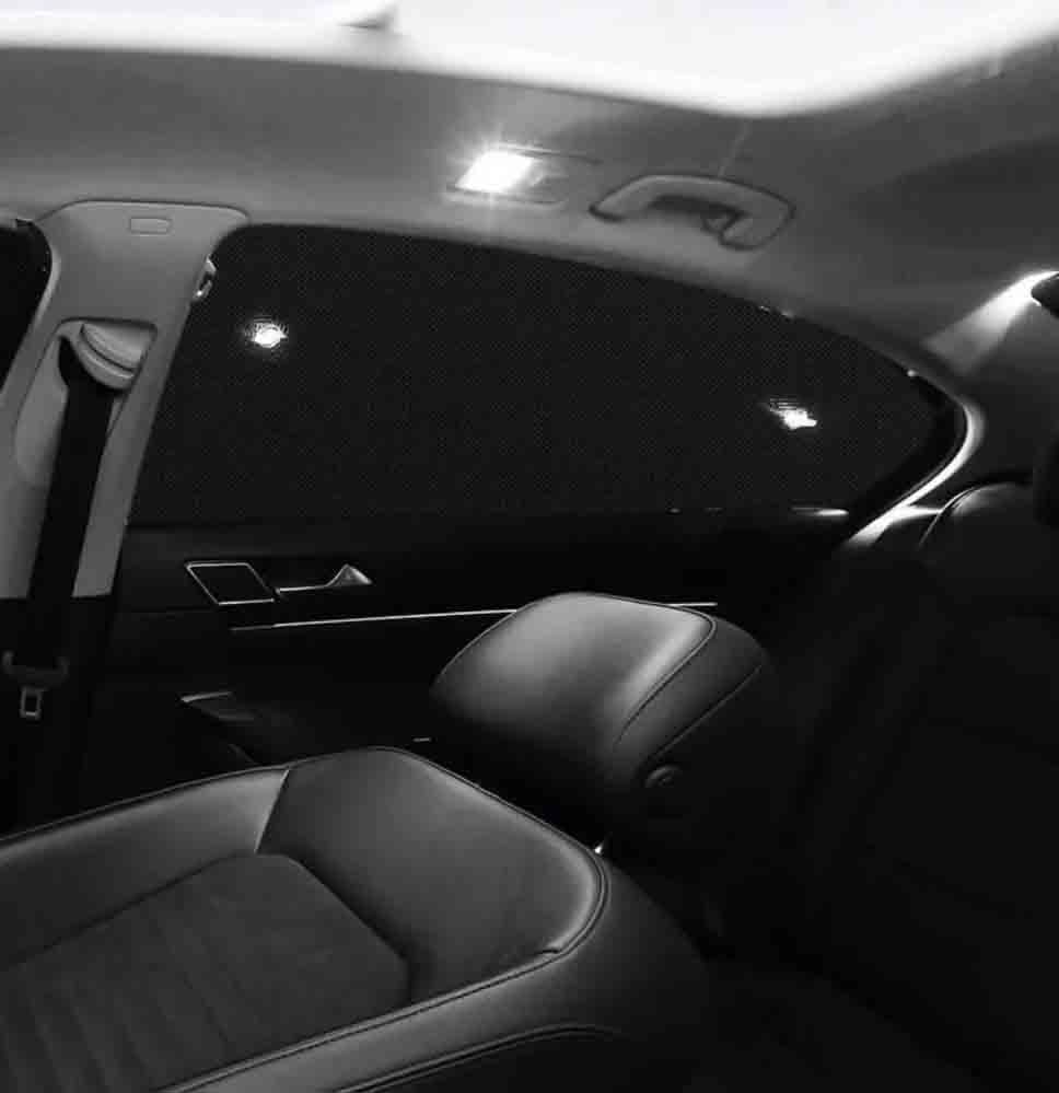 Bâche pare-soleil de voiture pour éviter la chaleur dans le VW Caddy