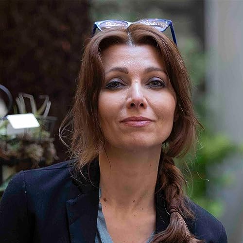 Elif Shafak at Emirates LitFest 2021 Podcast Por  arte de portada