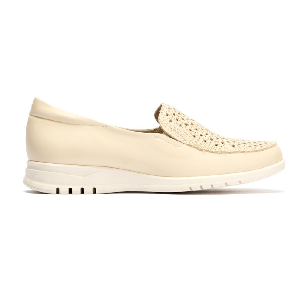 PITILLOS - 2821 Crema - Zapato mocasín de Piel, Calado, con cuña, Suela de Goma, para: Mujer