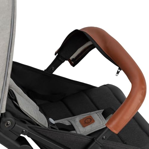 MoMi ESTELLE Kinderwagen ab 6. Monat (bis 15 kg), klappbarer Buggy mit 5-Punkt-Sicherheitsgurt, Einkaufskorb und Liegefunktion, Teleskop-Stange zum Ziehen, steht nach dem Zusammenklappen