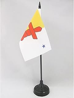 Nunavut Table Flag 4'' x 6'' - Canada - Canadian Nunavummiut Desk Flag 15 x 10 cm - Black plastic stick and base - AZ FLAG