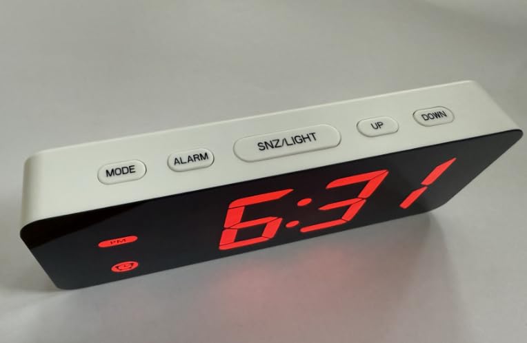 HODIK Small Kids Children Alarm Clock USB Powered Digital Clock (02)