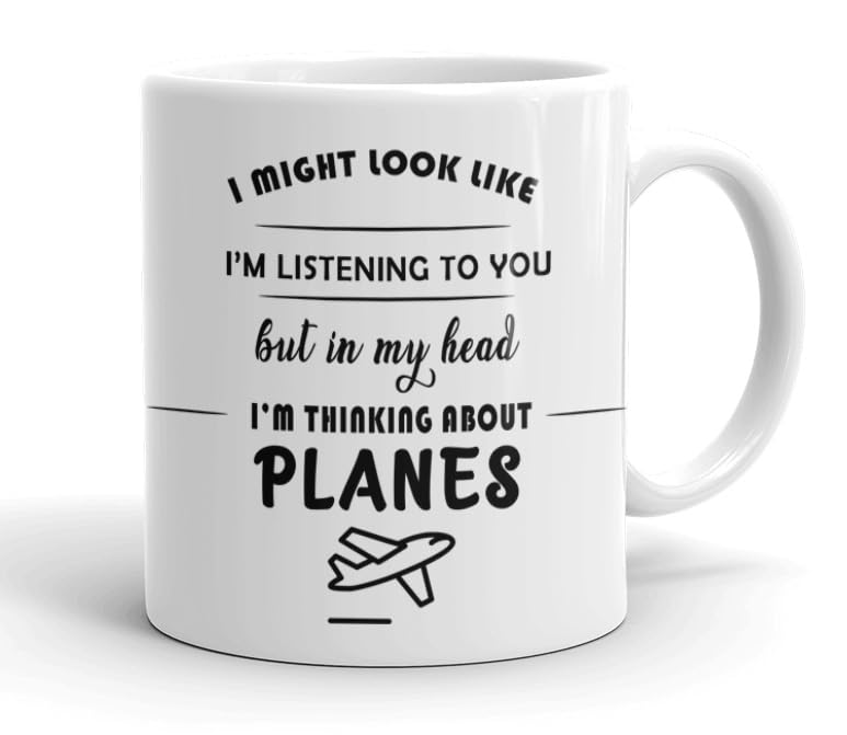 VIROSA Taza de aviones – 'in My Head I'm Thinking About Planes' – Taza de cerámica de 325 ml – Regalo para los amantes de la aviación – Regalo de piloto