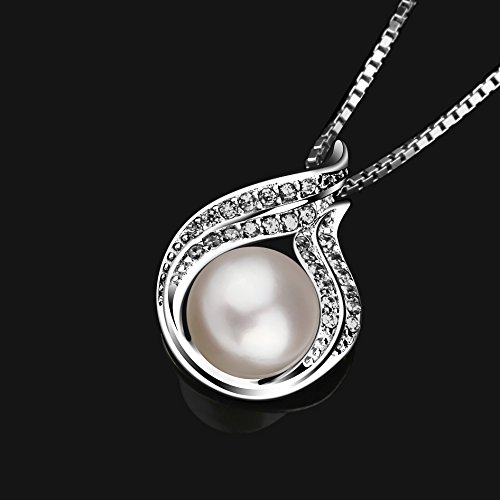 B. Catcher collana di perle d' acqua dolce