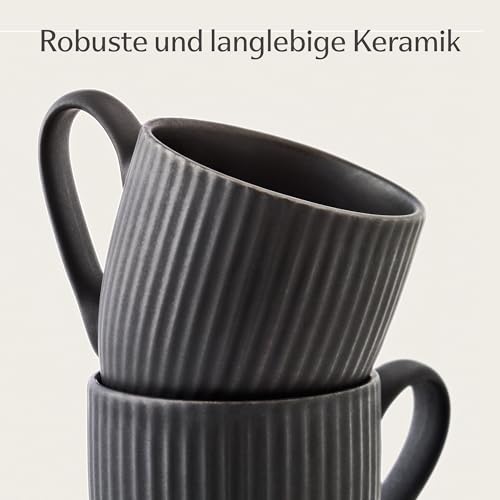 Cosumy Espressotassen Schwarz Matt mit Untertassen 6er Set - 90ml - Streifenmuster Keramik - Spülmaschinenfest -Mikrowellenfest - Moderne Mokkatassen Set