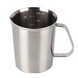 500ml Edelstahl Milchkanne mit Skala Edelstahl Messbecher Back Zubehör Messbeche Premium Milchkännchen Messbecher Ideal als Küchenhelfer und Backzubehör Perfekt zum Backen Kochen & Mischen Messgerät