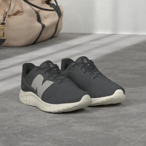 Image of New Balance Men's Fresh Foam Arishi V4 Running Shoe