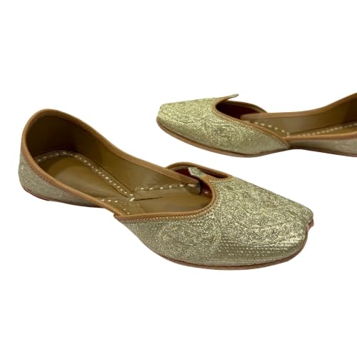 Image of Gold Bridal Flats Wedding Shoes Indian Punjabi Jutti Mojari Designer Shoes
