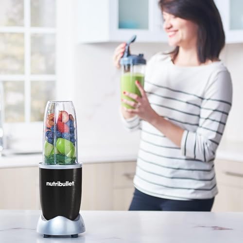 NutriBullet Pro 900W Single-Serve Blender Exclusive Bundle (Black Stainless) image 3