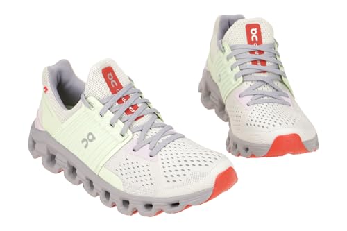 Image of On Women's Cloudswift Sneakers
