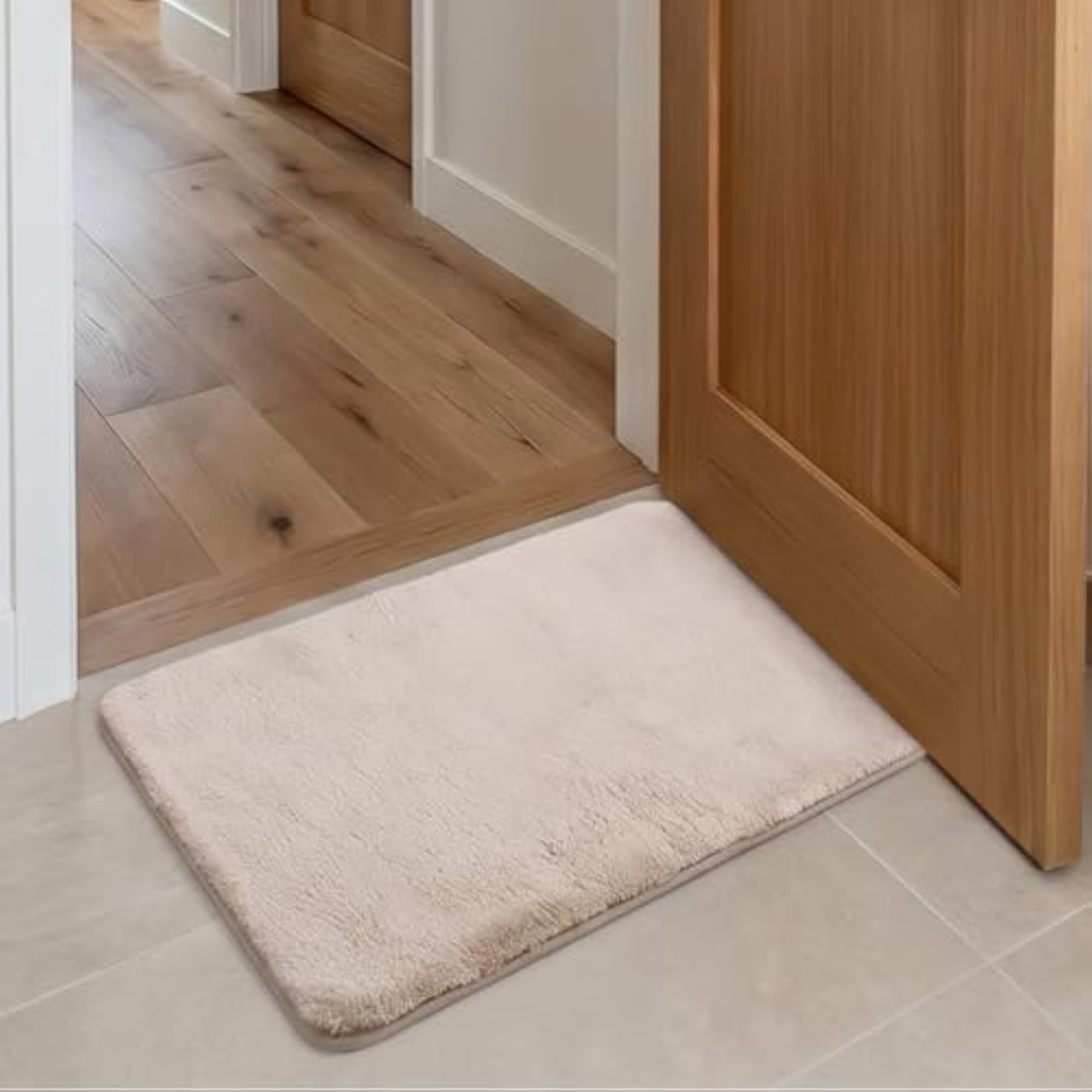 Soft Shaggy Floor Mat, Plush Microfibre Non-Slip Rug