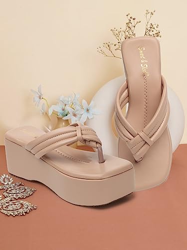 Image of Smart & Sleek Crossover-Strap Platform Heels Sandal for Women & Girls-F9