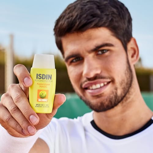 Miniatura 2 de ISDIN Fotoprotección Fusion Water MAGIC by Alcaraz Protector Solar Facial de Textura Ultraligera y Fase Externa Acuosa con Efecto Refrescante, 50 ml