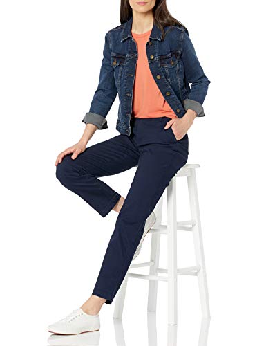 Amazon Essentials Women's Curvy Straight-Fit Stretch Twill Chino Pant4