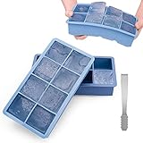 [Cubierta extraíble]: esta cubitera grande cuenta con una tapa extraíble que mantiene tus cubitos de hielo limpios y lejos del olor en el congelador para mantener el hielo fresco durante mucho tiempo.
