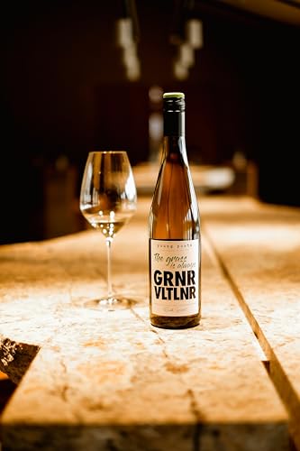 Young Poets The grass is always Grüner Veltliner trocken BIO (1x0.75l)