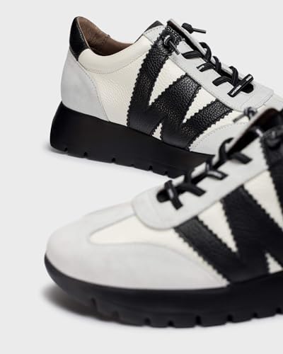 White Racer Trainers4