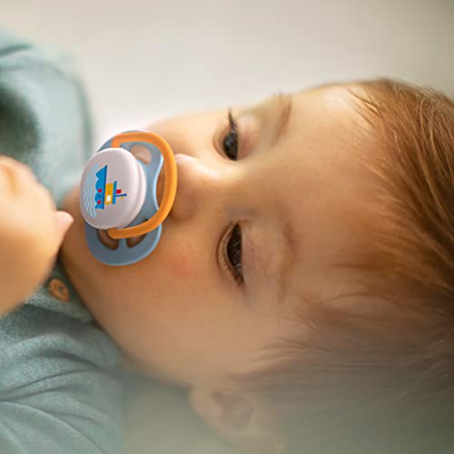 Philips AVENT Ultra Air Schnuller, 2er-Pack – BPA-freier Schnuller für Babys von 0 bis 6 Monaten, Boot/Mama-Design (Modell SCF080/01)