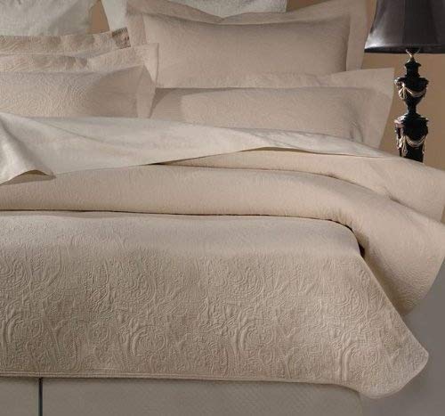 Europa Fine Linens Barcelona Matelasse Coverlet, King, Ivory