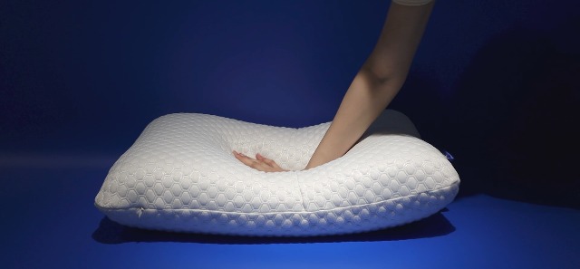 寝袋+寝具 MOUNTAIN RESEARCH - aiot non sleep cushion 50 black x white aiot non sleep cushion 50 white x black 寝袋/寝具