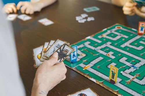 Image of Ravensburger Minecraft Labyrinth - A Strategic Maze Challenge Featuring Steve, Alex, Creepers, Spiders,Llamas, and More - Fun Family Game for 2-4 Players - Ages 7 and Up