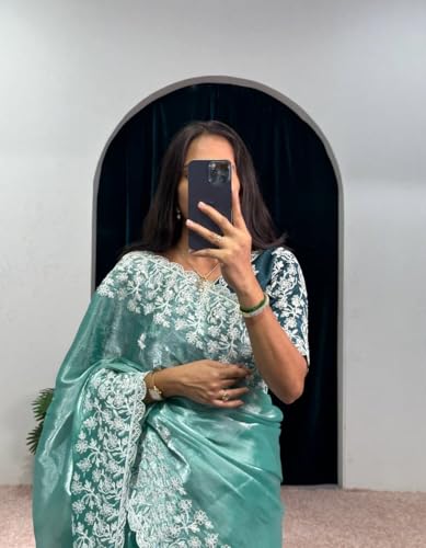 Image of Flosive Women's Present Beautiful Kanjivaram Soft Silk Saree With Blouse