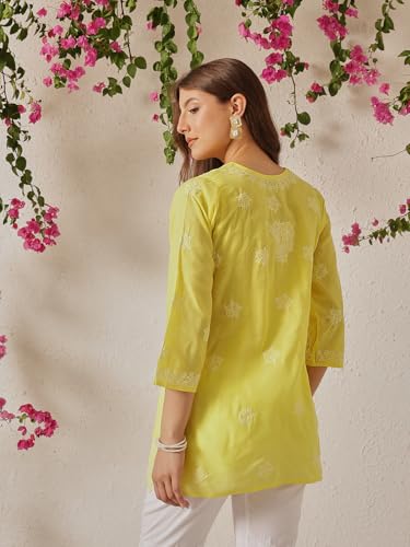 Image of Ada Hand Embroidered Lucknow Chikankari Straight Round Neck Cotton Blend Short Kurti Tunic Top for Women A911333
