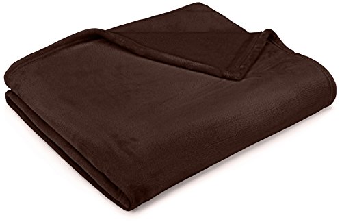 Amazon Basics Überwurf Kuscheldecke, Nicht beheizt, aus weichem, samtigem Plüsch, 168 x 229 cm, Schokoladenbraun
